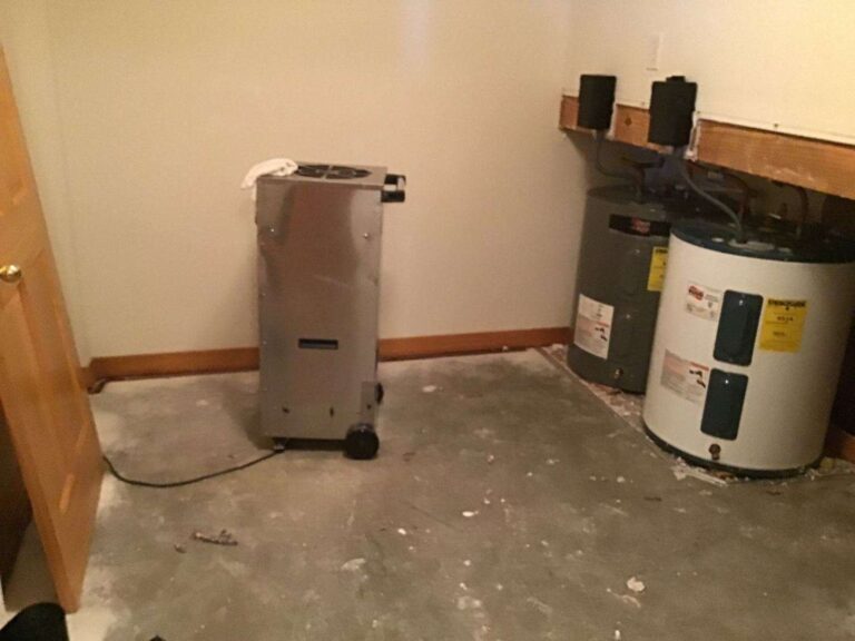 air filtration device to contain drywall dust