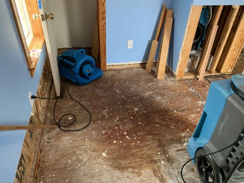 Structural drying mode to remove moisture to get ready for reconstruction