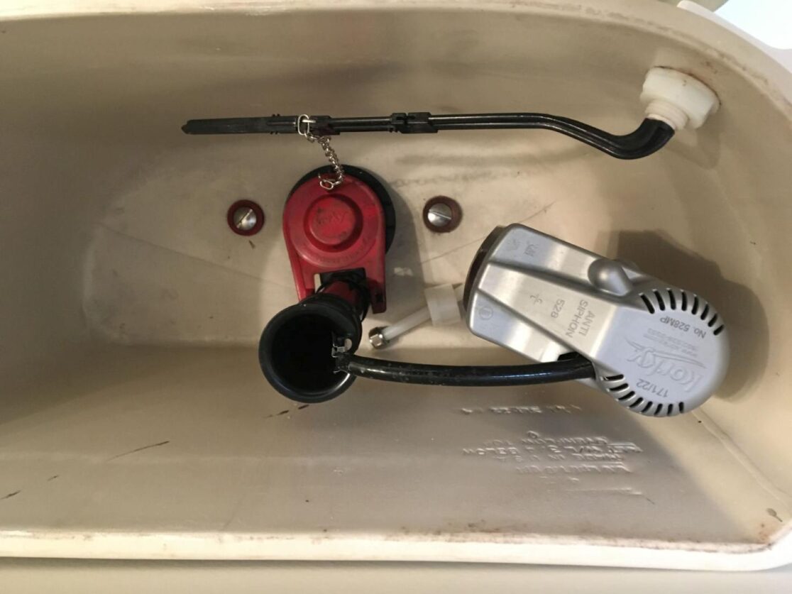 located hairline crack in toilet tank